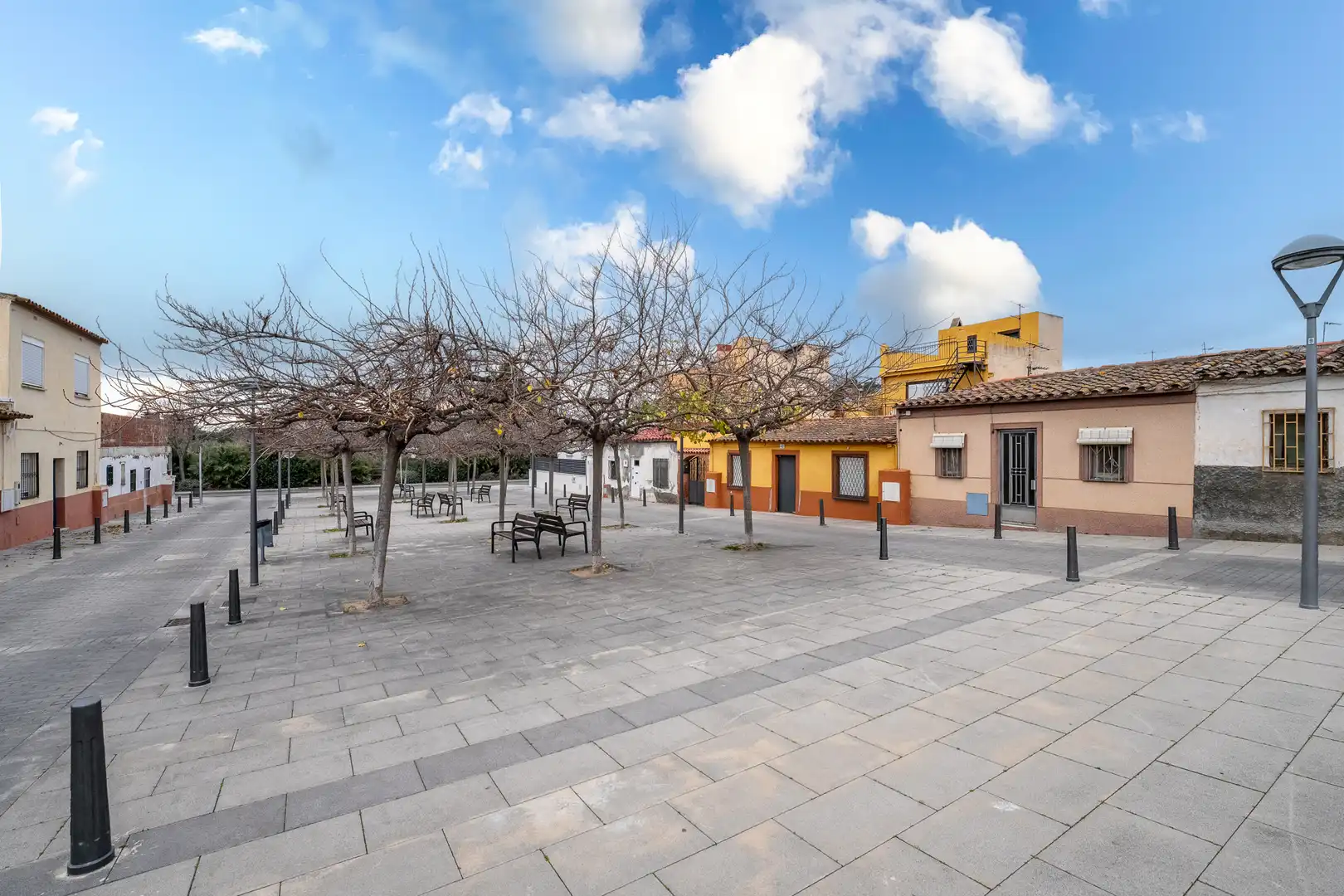 Vista exterior de Casa adosada en venda en Reus amb Jardí privat i Terrassa