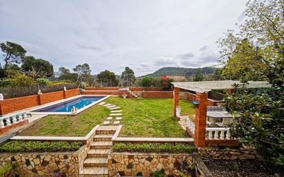 Jardí de Casa o xalet en venda en Vallirana amb Aire condicionat, Calefacció i Jardí privat