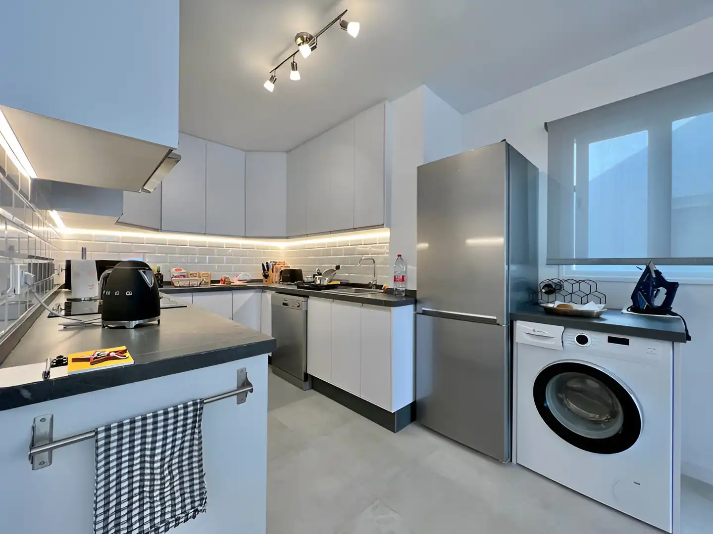 Apartment with lift for sale in San Pedro de Alcántara, imagen 3