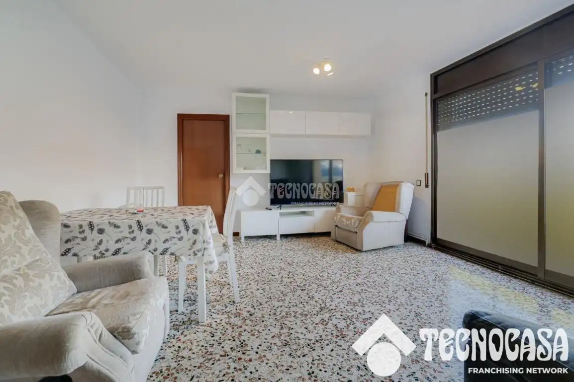 Piso con terraza en venta en Centre, imagen 3