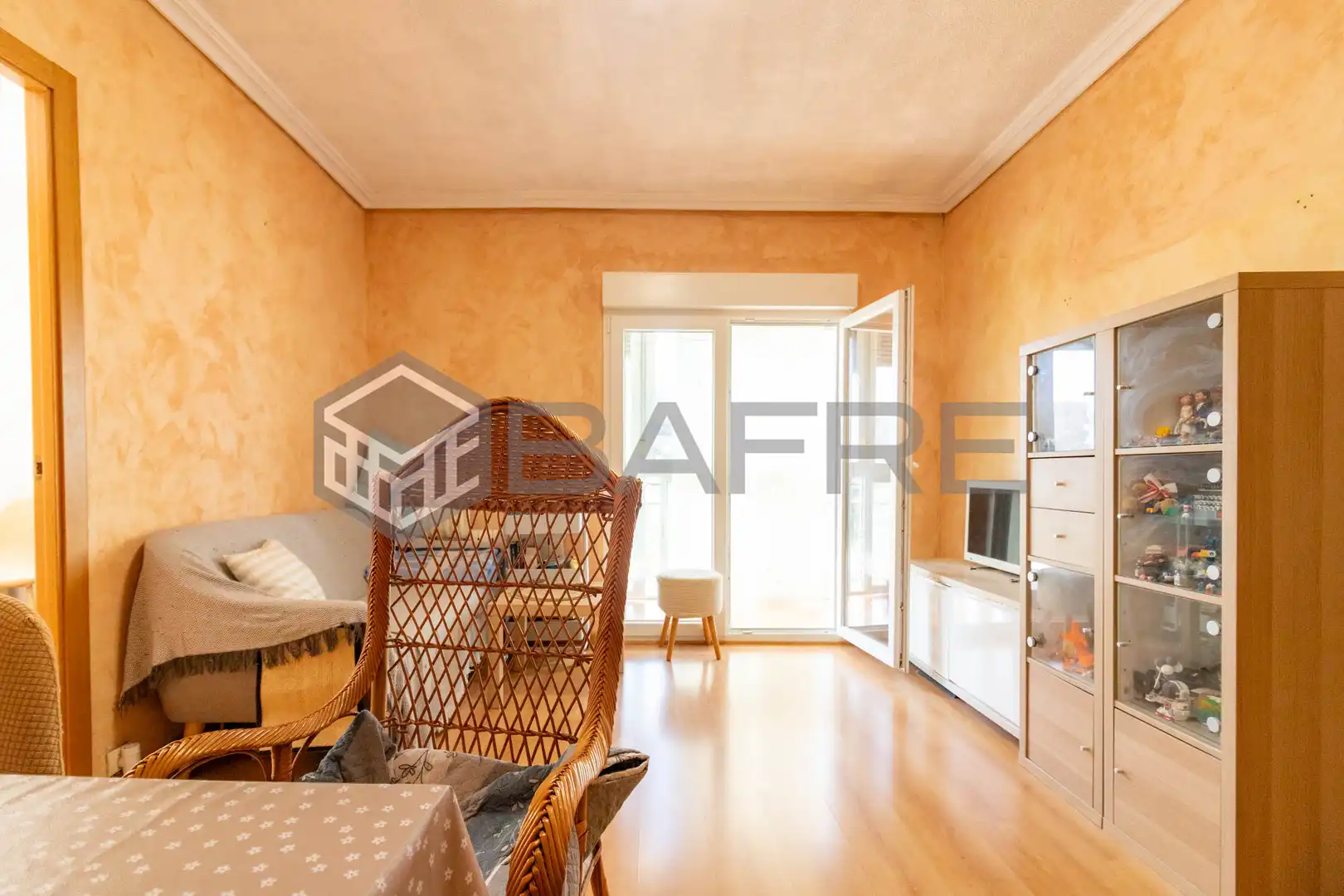 Habitación de Piso en venta en  Madrid Capital con Calefacción, Parquet y Terraza