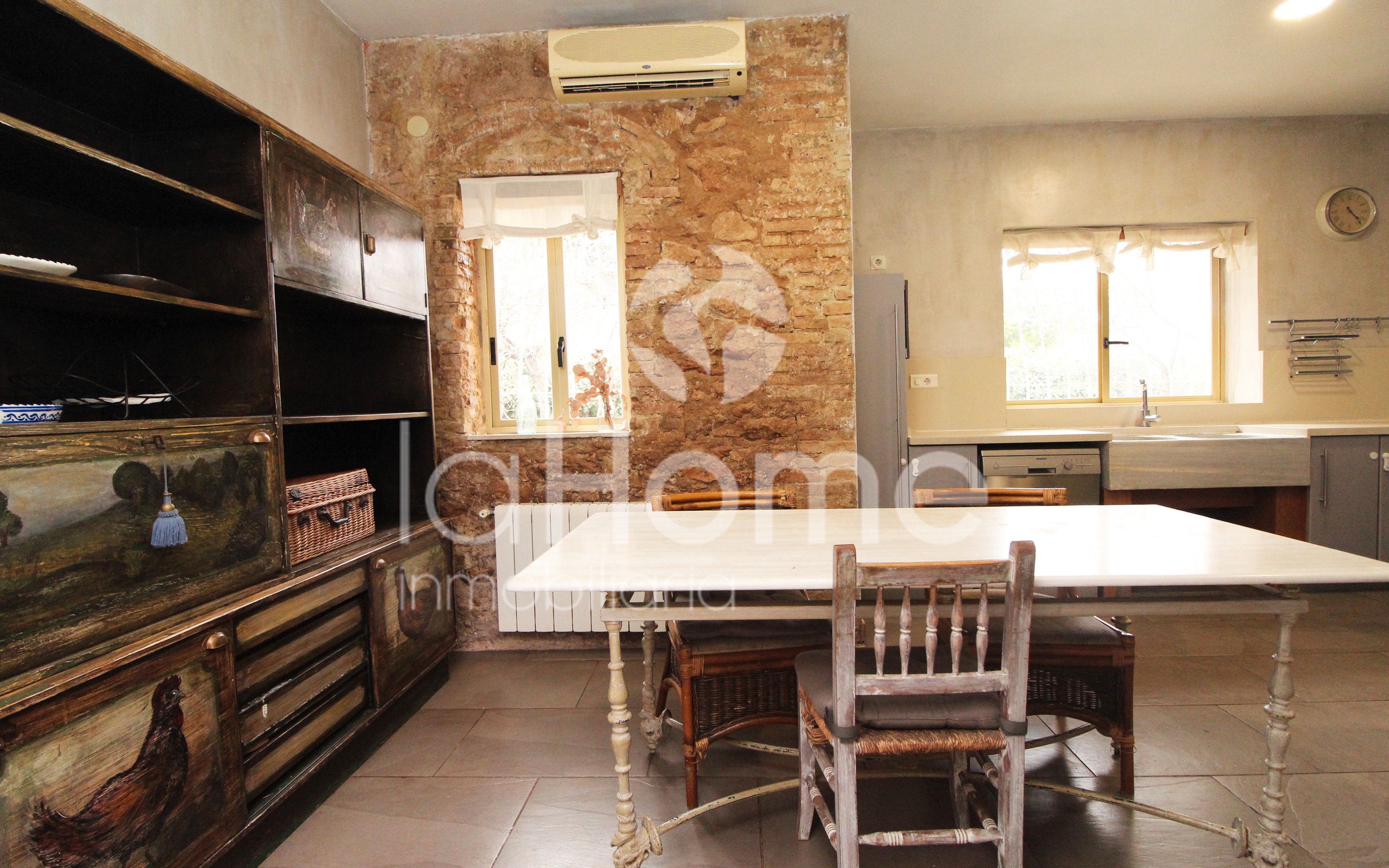 Cuina de Casa o xalet en venda en Paterna amb Aire condicionat, Calefacció i Jardí privat