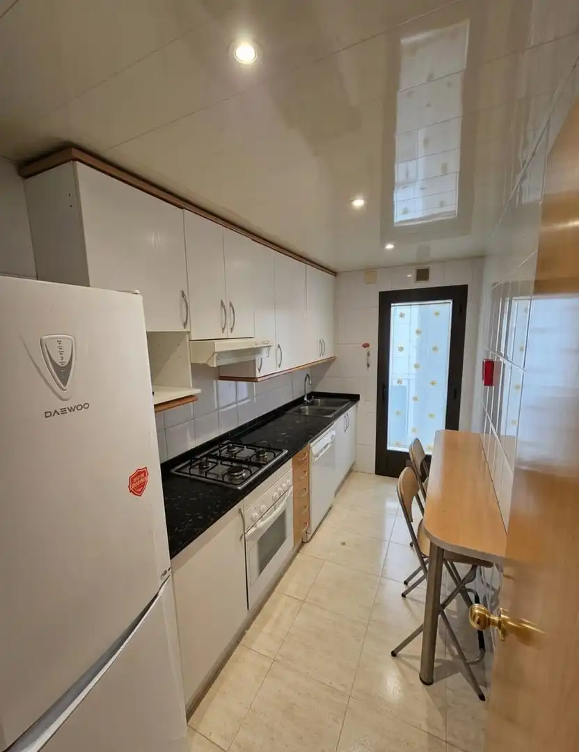 Cocina de Piso en venta en Esparreguera con Terraza