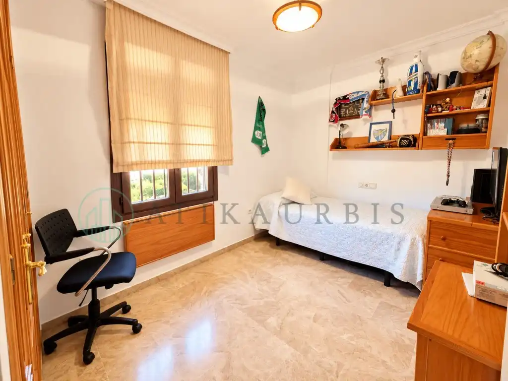Bedroom of Detached homes for sale in Churriana