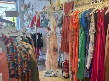 Local comercial en venda a Plaza de la Constitución, 15, Fuengirola, Spain