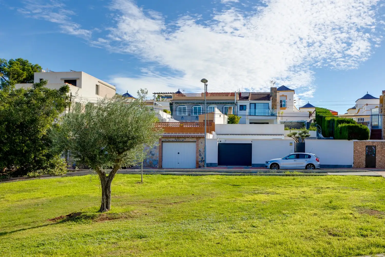 Vista exterior de Casa adosada en venta en Torrevieja con Aire acondicionado, Calefacción y Jardín privado