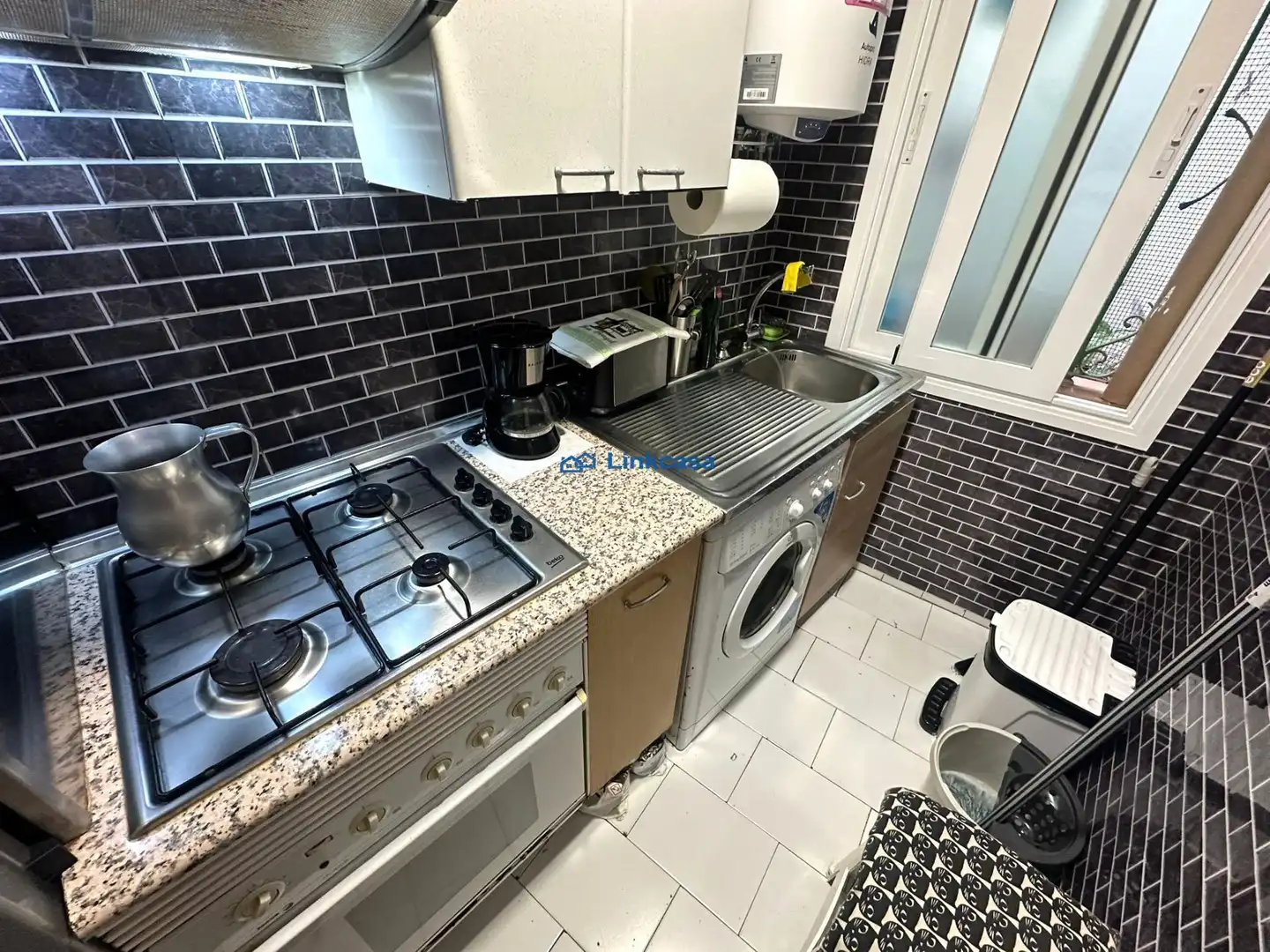 Kitchen of Flat for sale in Madrid