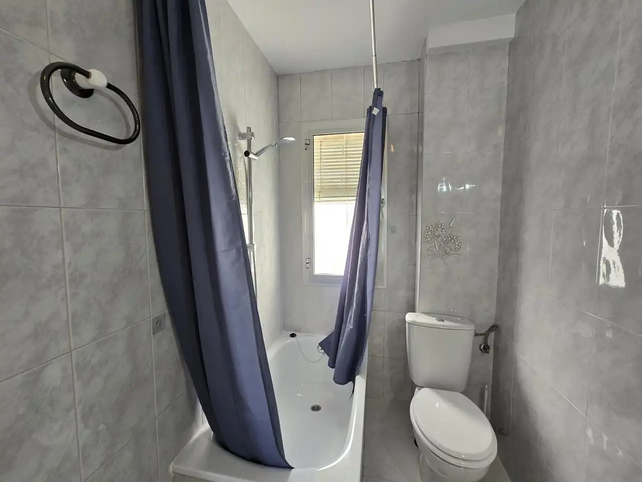Room in Bami, Bami - La Estrella
