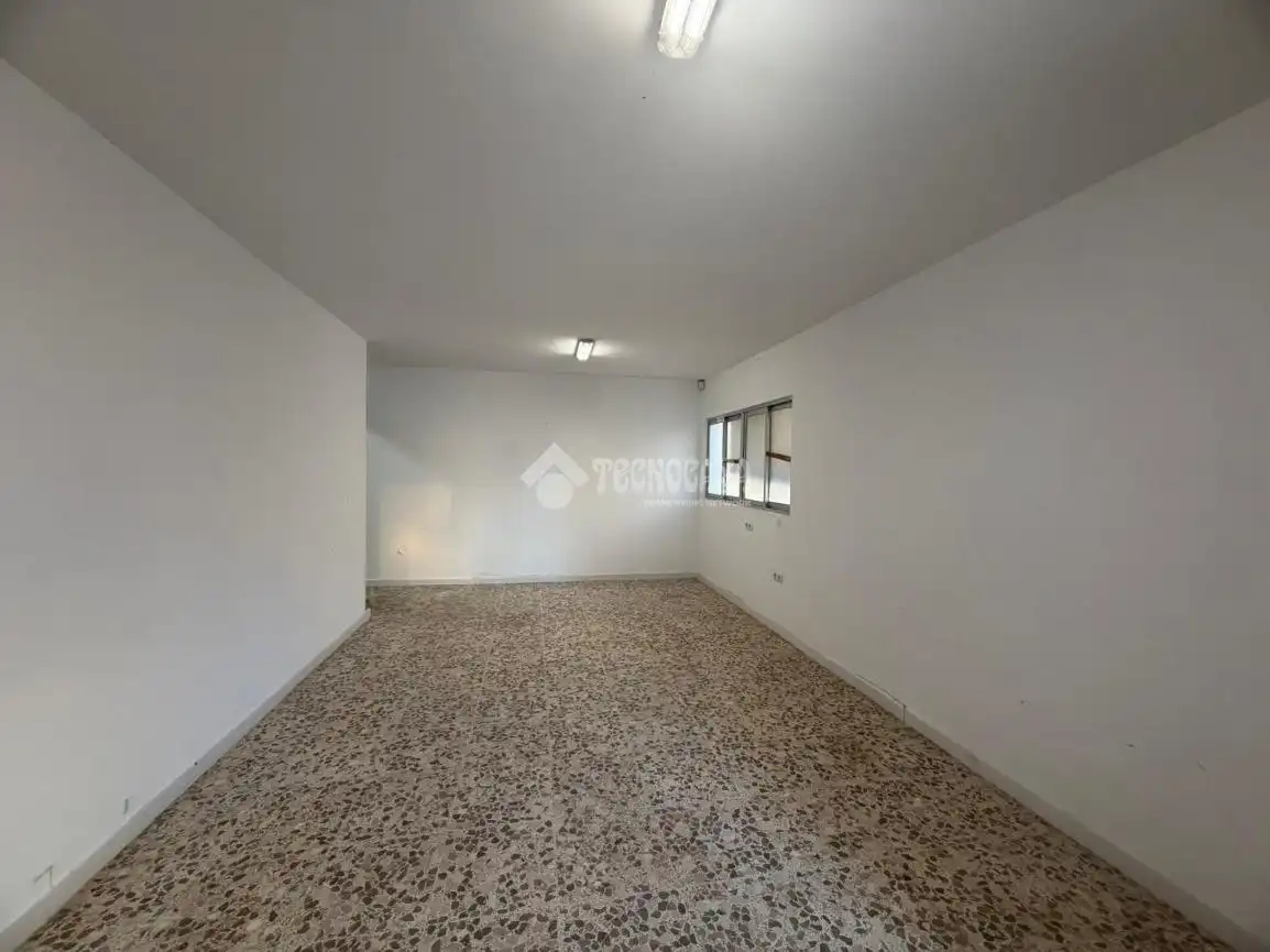Local comercial de lloguer a La Banda - Campo de Fútbol, imagen 5