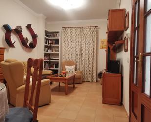 Living room of Flat for sale in Villanueva de la Serena  with Air Conditioner, Storage room and Community pool