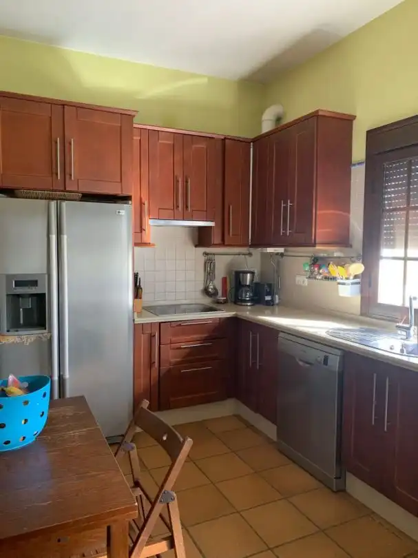 Cuina de Casa o xalet en venda en Hinojos amb Aire condicionat, Calefacció i Jardí privat