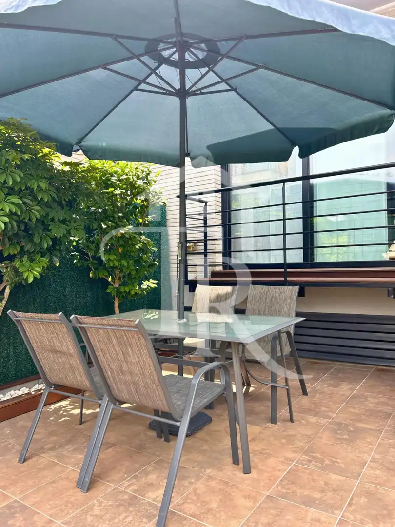 Terrassa de Casa adosada en venda en Roda de Berà amb Aire condicionat, Calefacció i Jardí privat