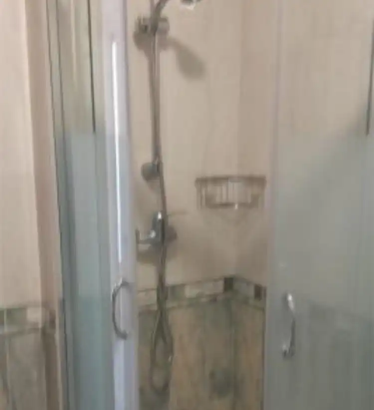 Badezimmer von Wohnung zur Miete in Santiago de Compostela  mit Möbliert