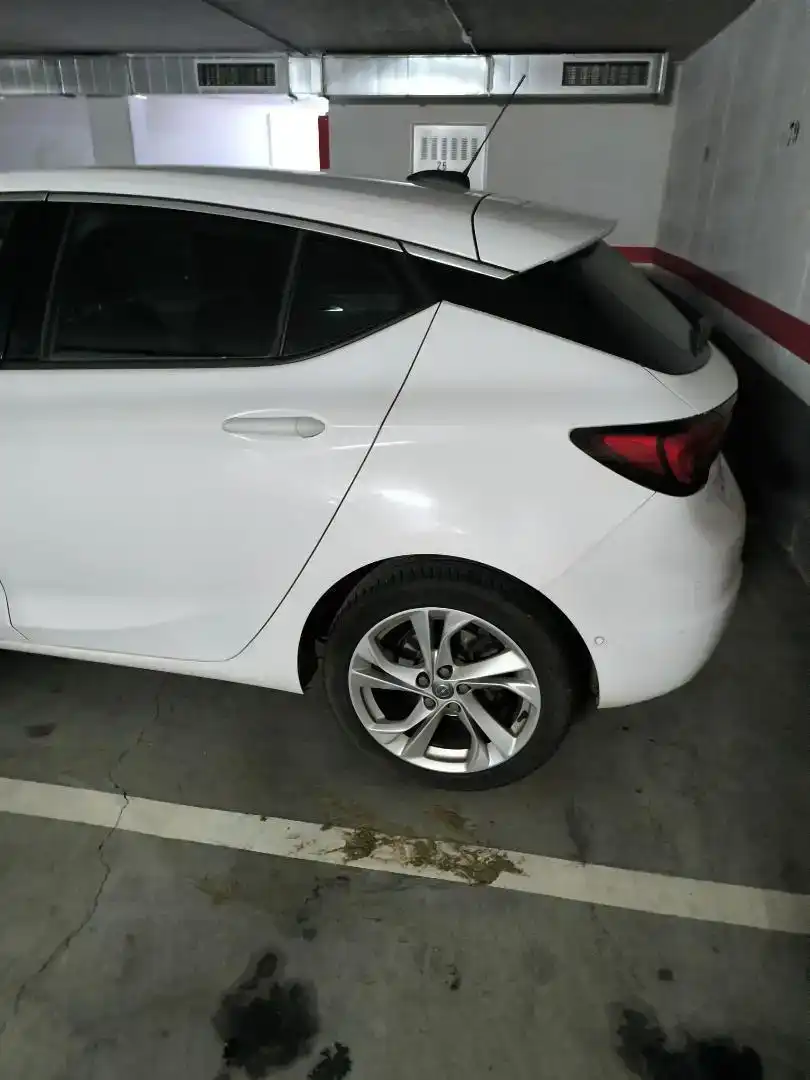 Parking of Garage for rent in Ordes