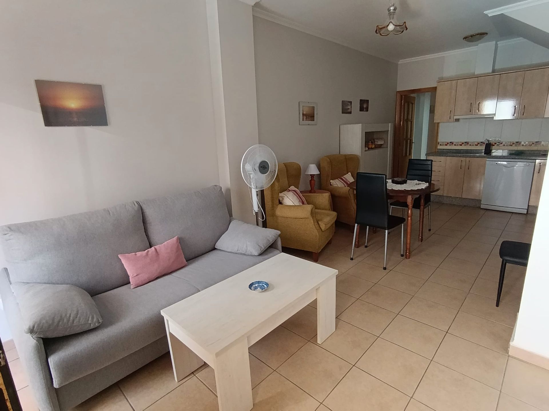 Sala d'estar de Planta baixa en venda en Punta Umbría amb Terrassa i Moblat