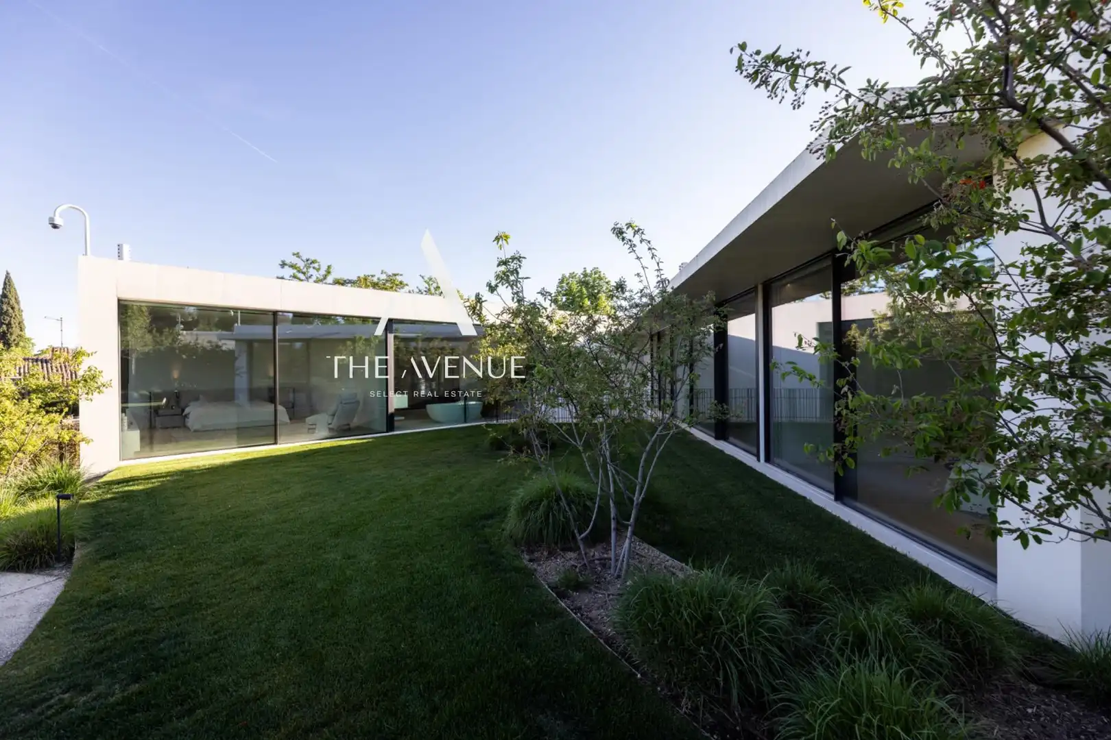 Exterior view of Houses for sale in Pozuelo de Alarcón  with Heating and Swimming Pool