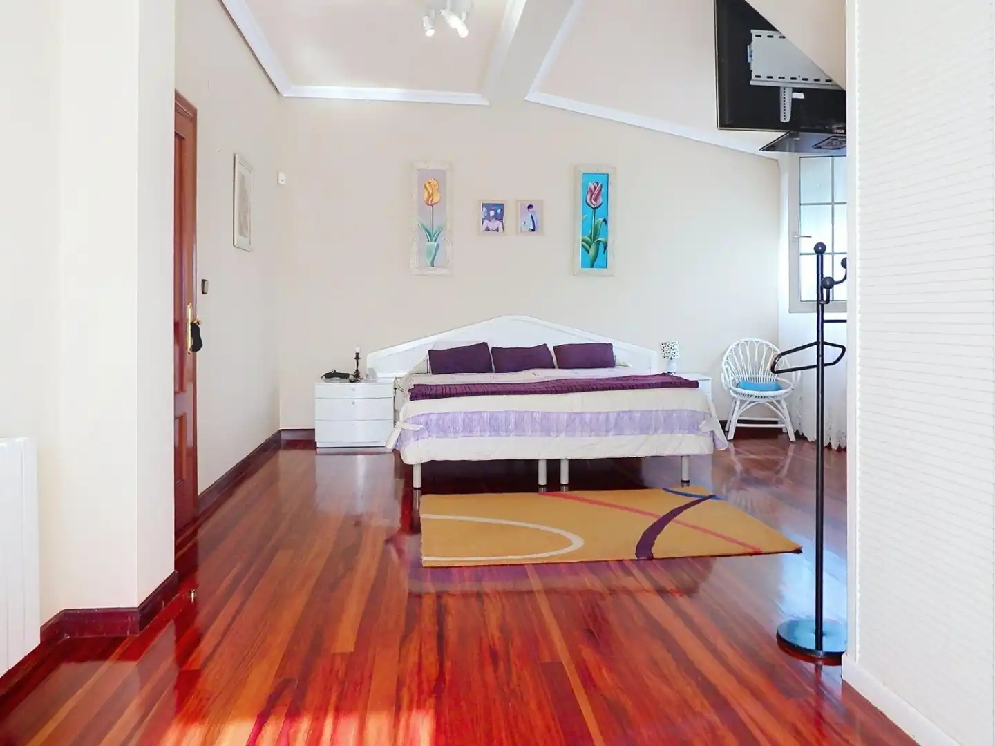 Habitación de Finca rústica en venta en Santander con Calefacción y Amueblado