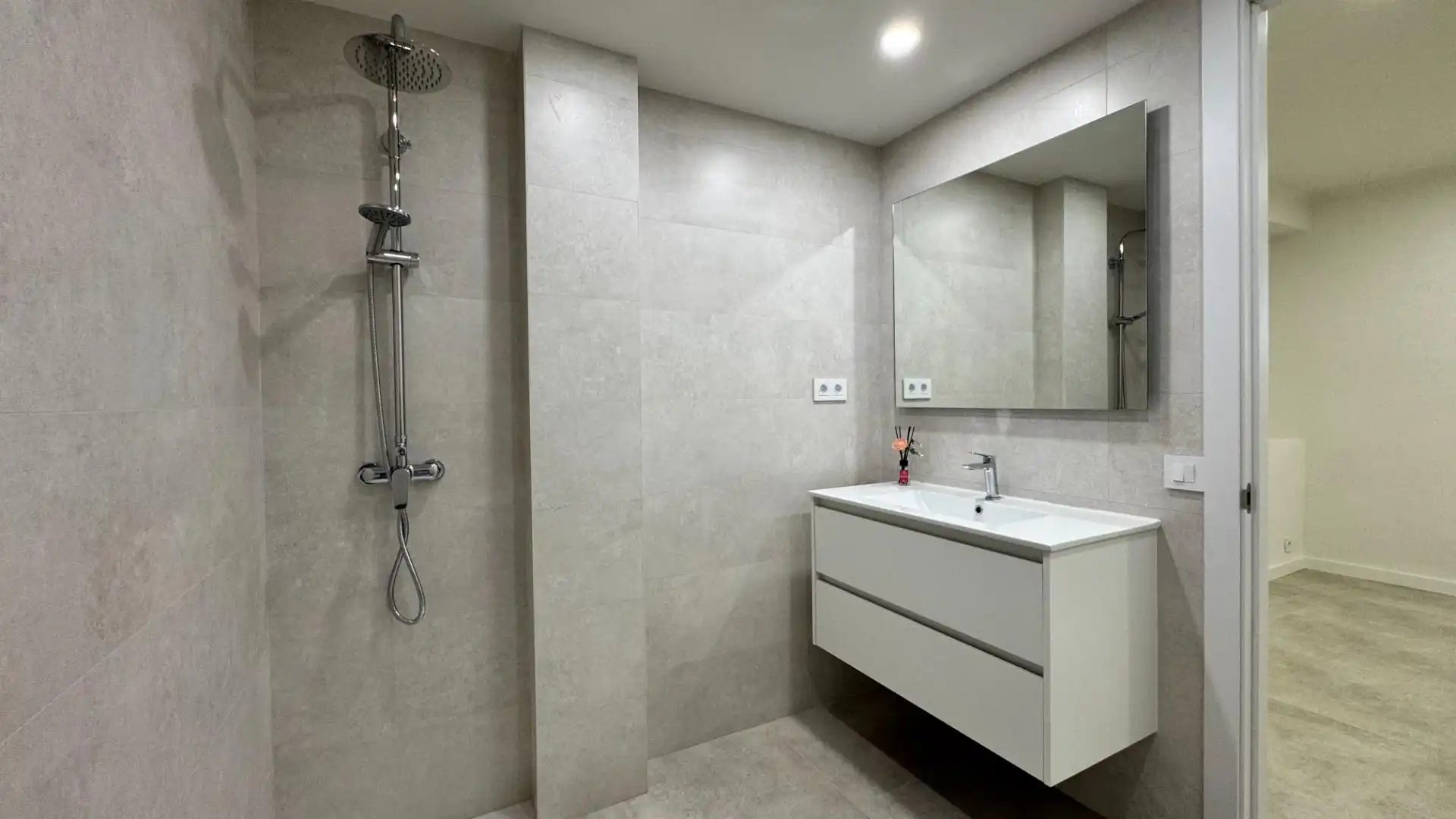 Badezimmer von Erdgeschoss zum Verkauf in Sant Feliu de Guíxols