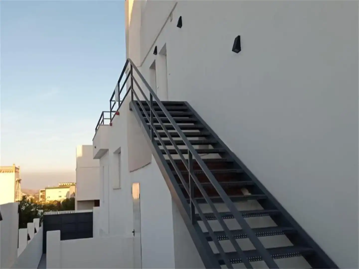 Terrassa de Casa o xalet en venda en Vélez-Málaga amb Aire condicionat, Piscina i Balcó