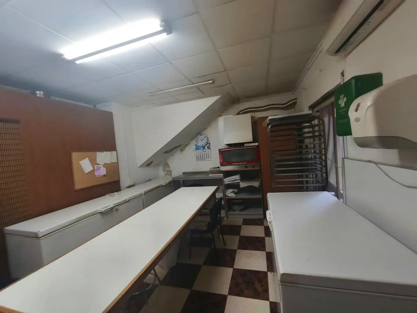 Kitchen of Commercial properties for rent in Almoradí  with Air Conditioner and Furnished