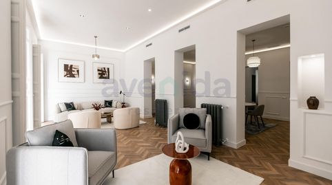 Foto 3 de Piso en venta en Calle Caños del Peral, Palacio, Madrid Capital