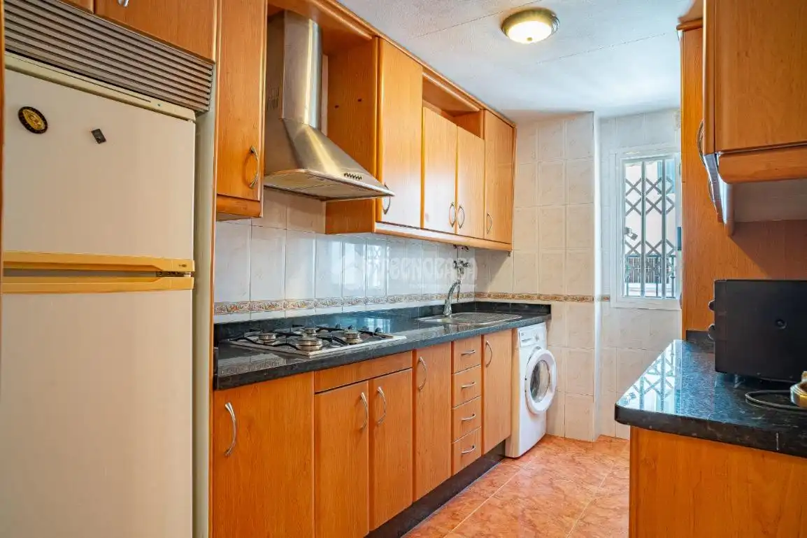 Kitchen of Flat for sale in Salobreña