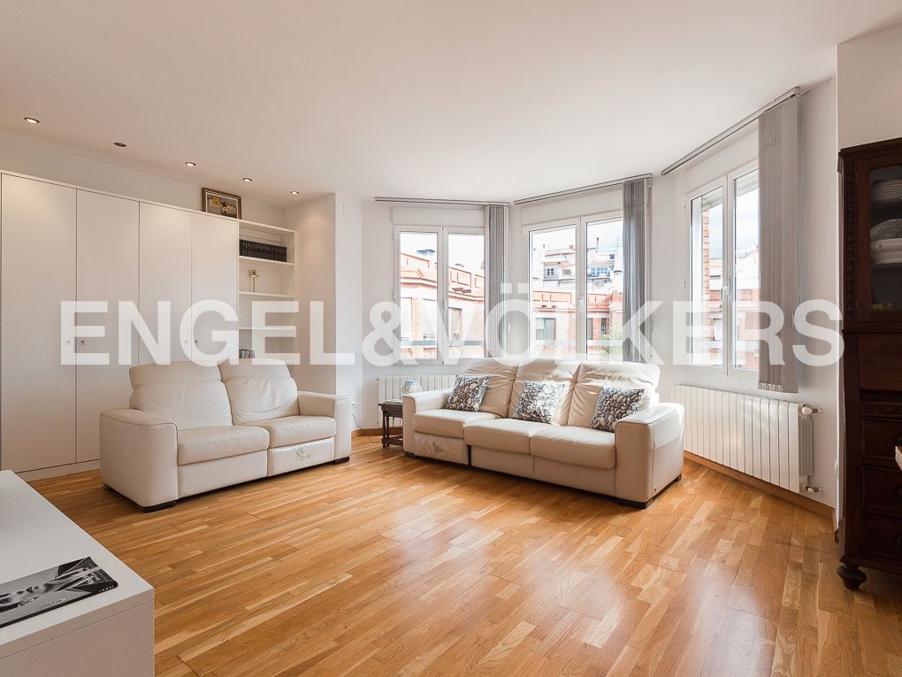 Living room of Apartment to rent in  Valencia Capital  with Air Conditioner, Heating and Parquet flooring