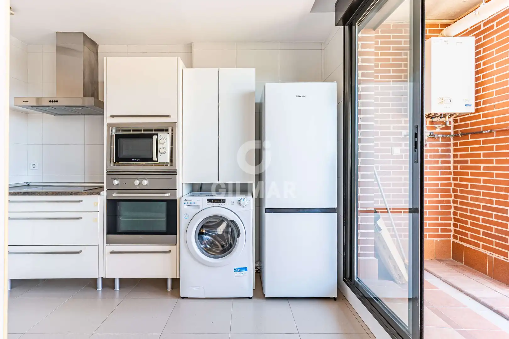 Küche von Dachboden zum Verkauf in Madrid mit Heizung, Privatgarten und Abstellraum