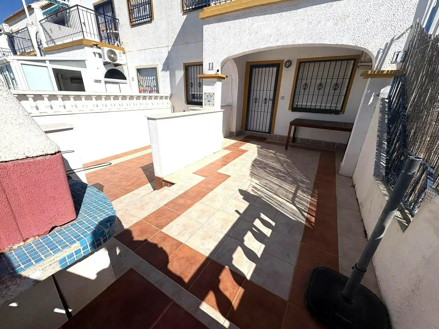 Terrassa de Casa o xalet en venda en Torrevieja amb Moblat i Piscina comunitària