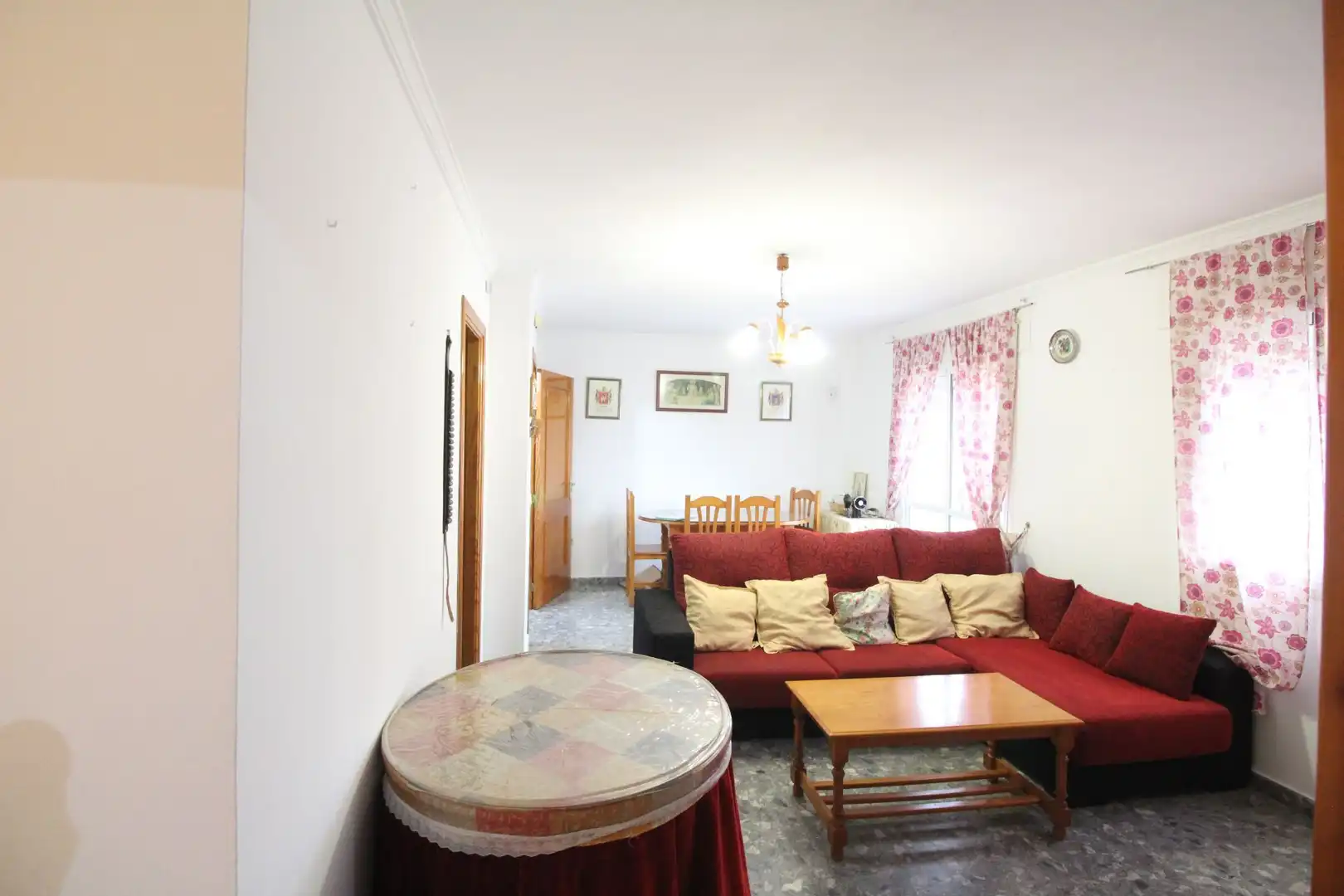 Wohnzimmer von Gebäude zum Verkauf in Alozaina