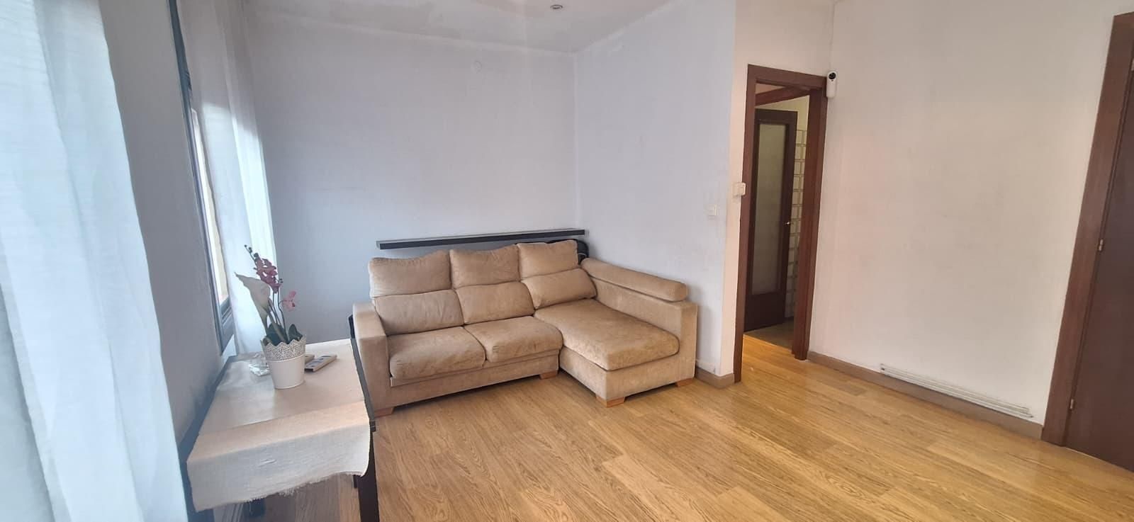 Living room of Flat for sale in Sabadell  with Heating, Parquet flooring and Alarm