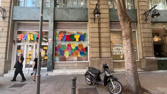 Local comercial en Alquiler en PINTOR FORTUNY, 6 en El Raval
