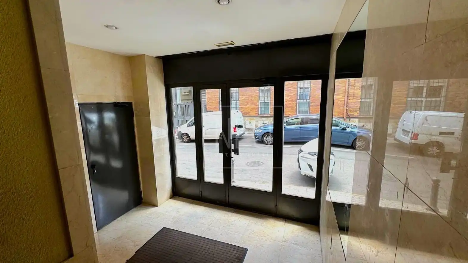 Planta baixa en venda en Las Rozas de Madrid amb Calefacció, Parquet i Traster