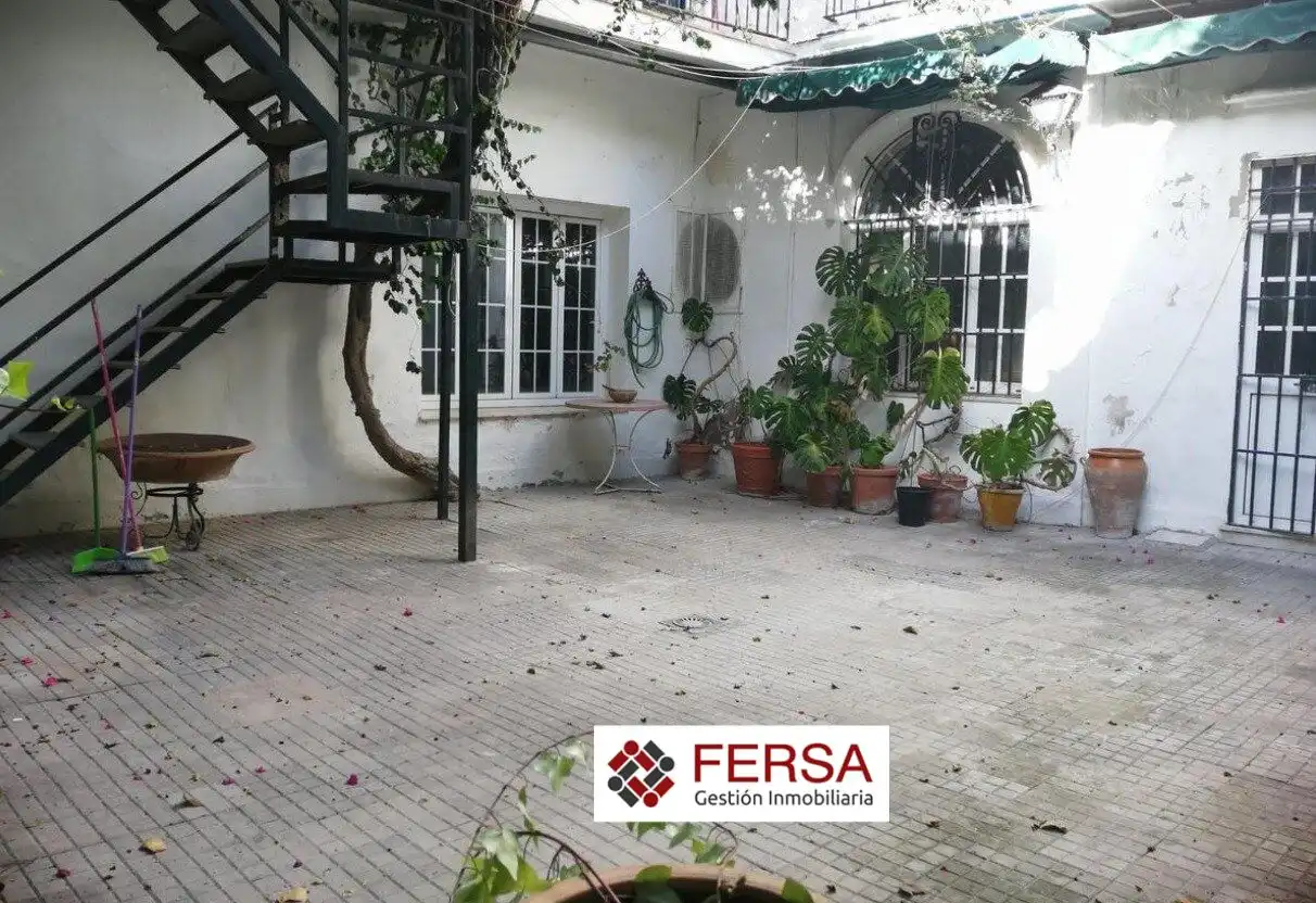 Vista exterior de Casa o chalet en venta en El Puerto de Santa María con Jardín privado, Terraza y Trastero