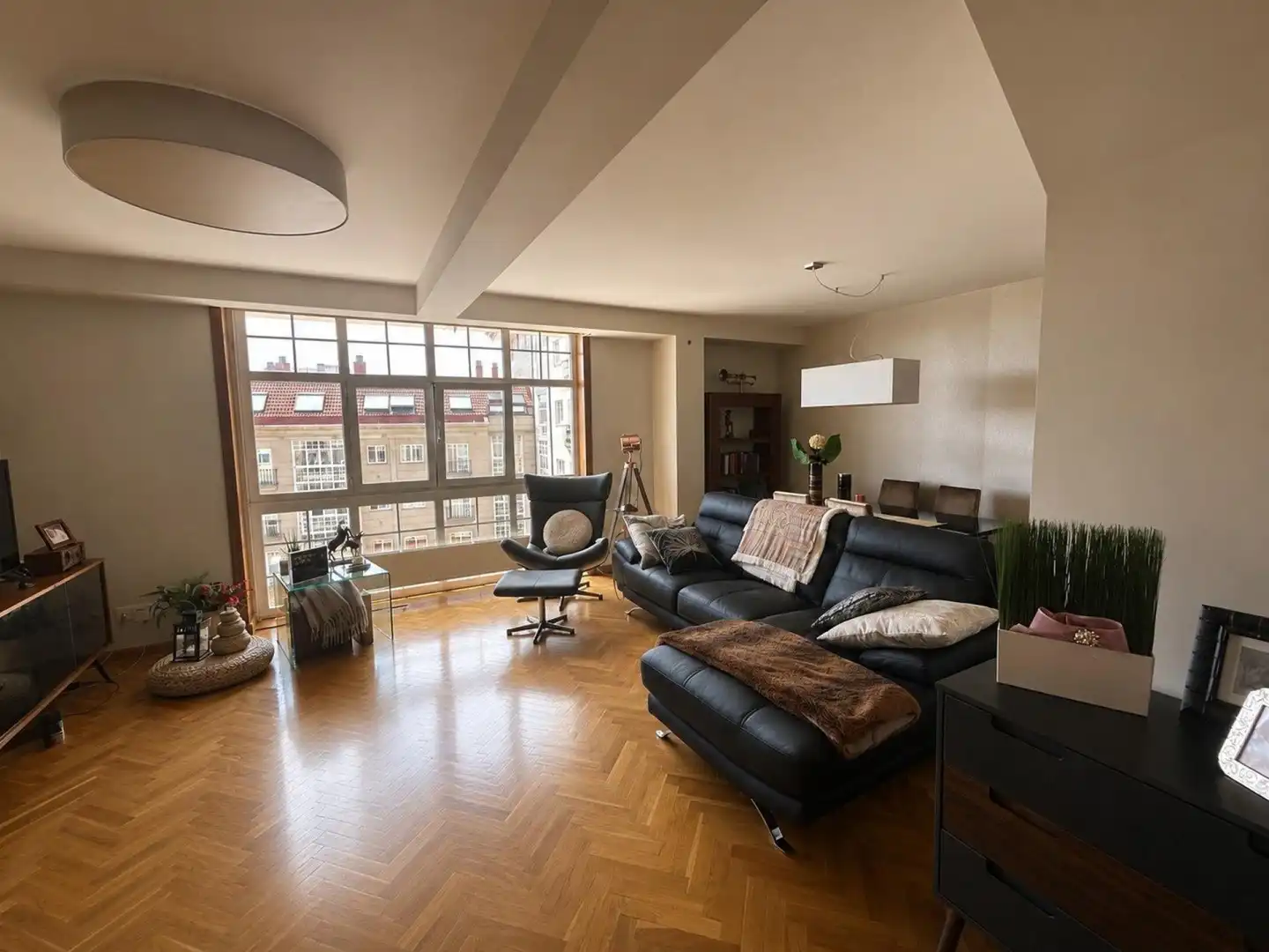 Sala d'estar de Dúplex en venda en A Coruña Capital  amb Aire condicionat, Calefacció i Piscina comunitària