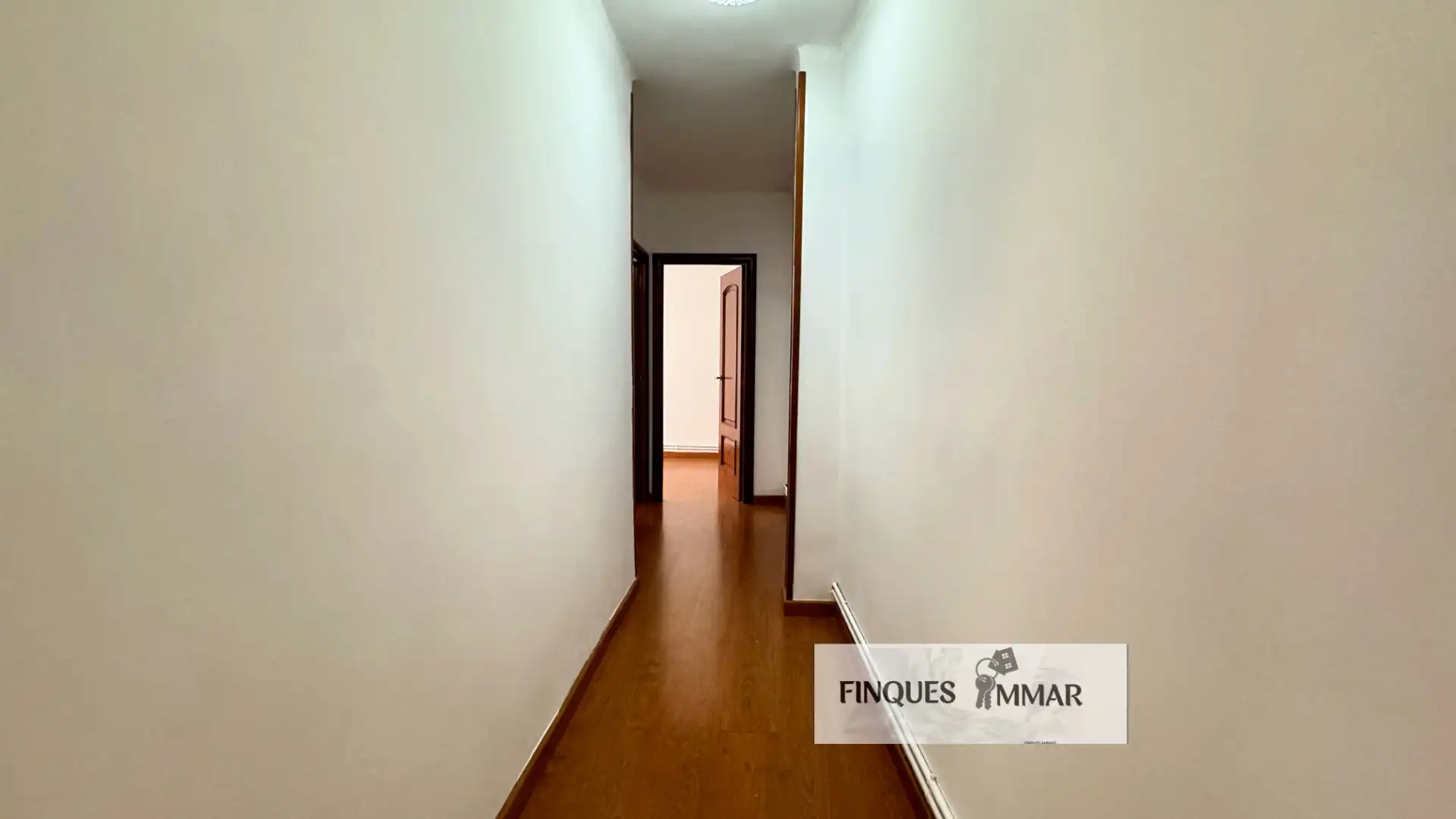 Piso en venta en Terrassa con Calefacción y Balcón