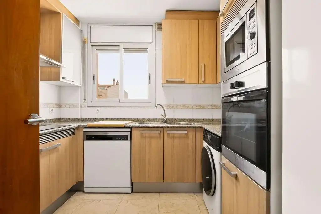 Maisonette mit Aufzug zum Verkauf in Calle BALMES, DE 18, imagen 13