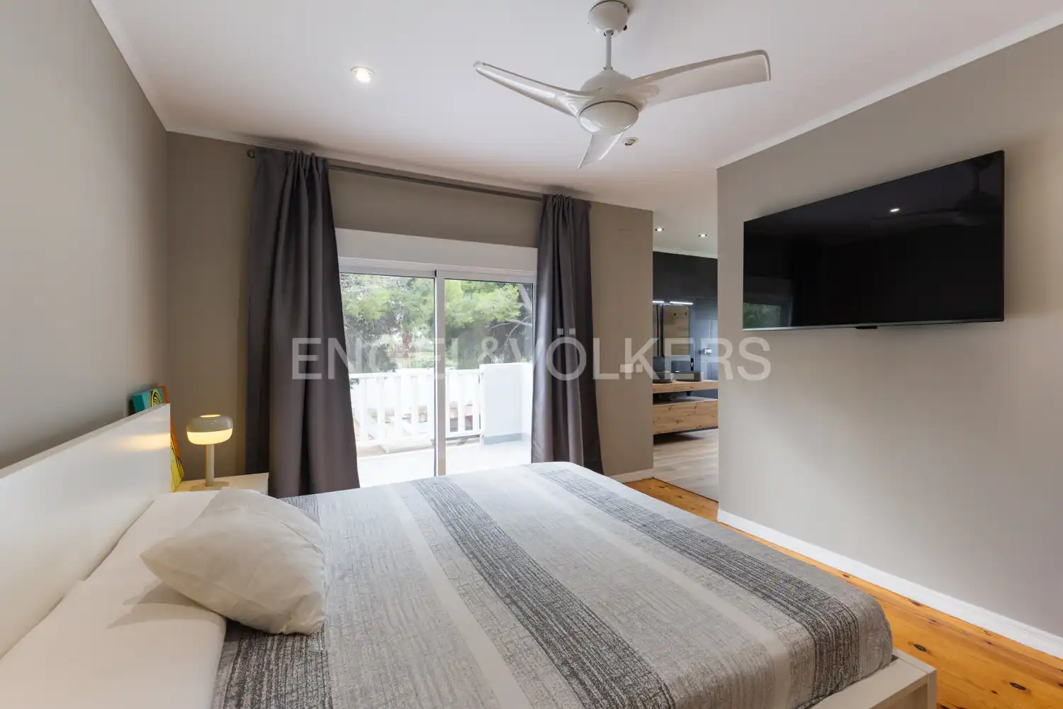 Habitación de Casa o chalet de alquiler en Serra con Calefacción, Jardín privado y Parquet