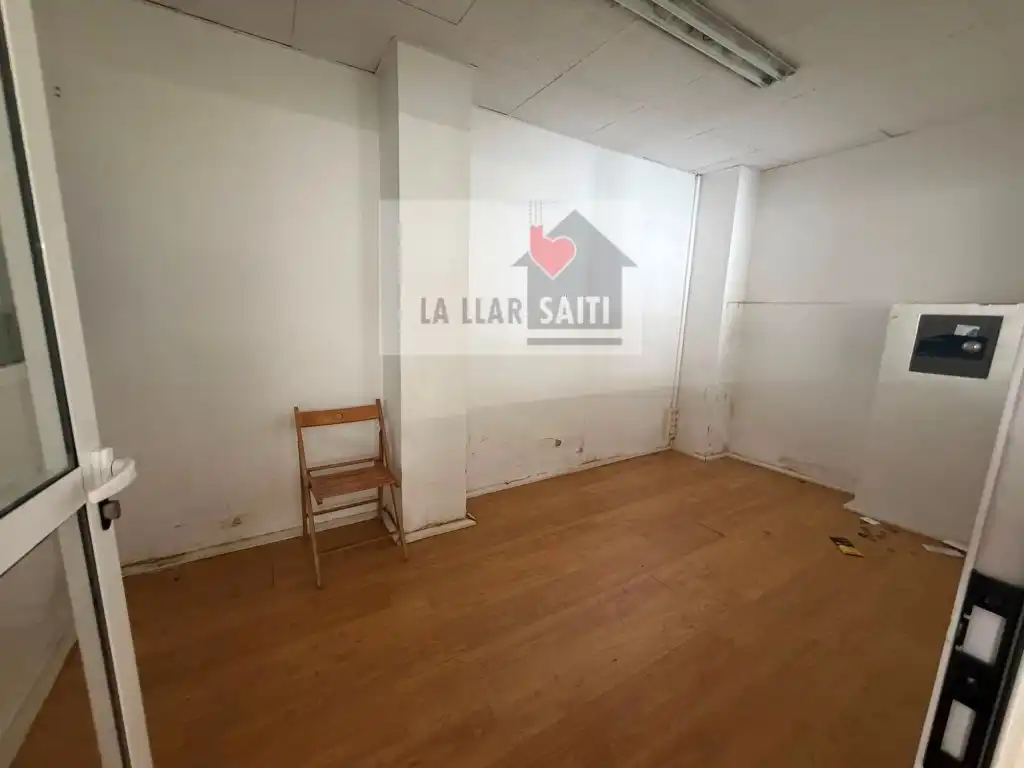 Local comercial de lloguer a Avenida Pais Valencia, imagen 9