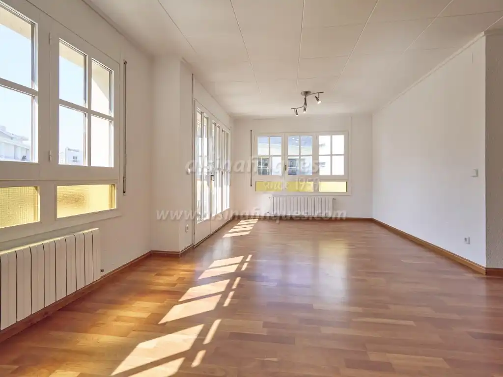 Sala d'estar de Pis en venda en Lloret de Mar amb Forn, Rentadora i Balcó