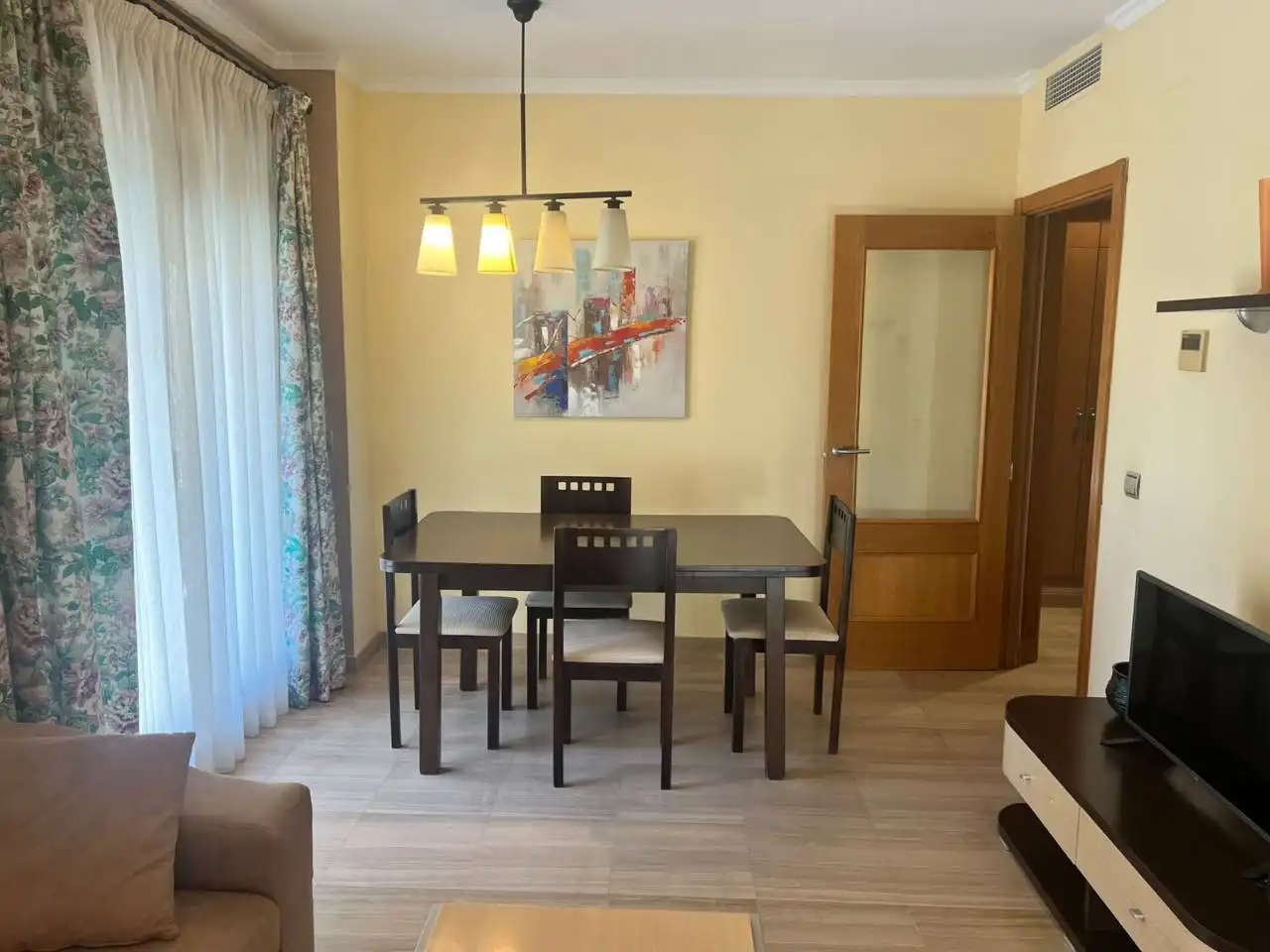 Appartement avec ascenseur à louer à Calle Virgen de las Angustias