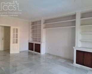 Living room of Flat to rent in  Sevilla Capital  with Air Conditioner, Terrace and Storage room