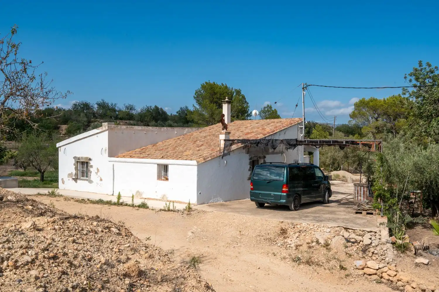 Vista exterior de Casa o xalet en venda en Tortosa amb Traster, Piscina i Moblat