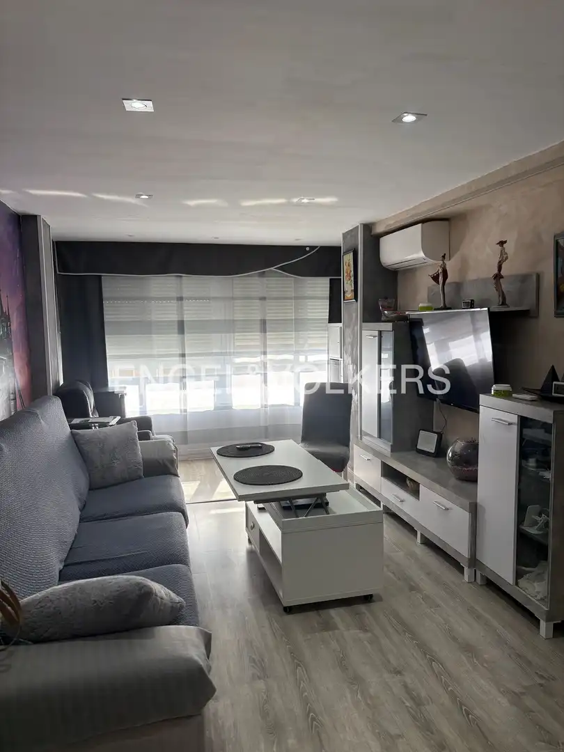 Sala d'estar de Pis en venda en Fuenlabrada amb Aire condicionat i Calefacció