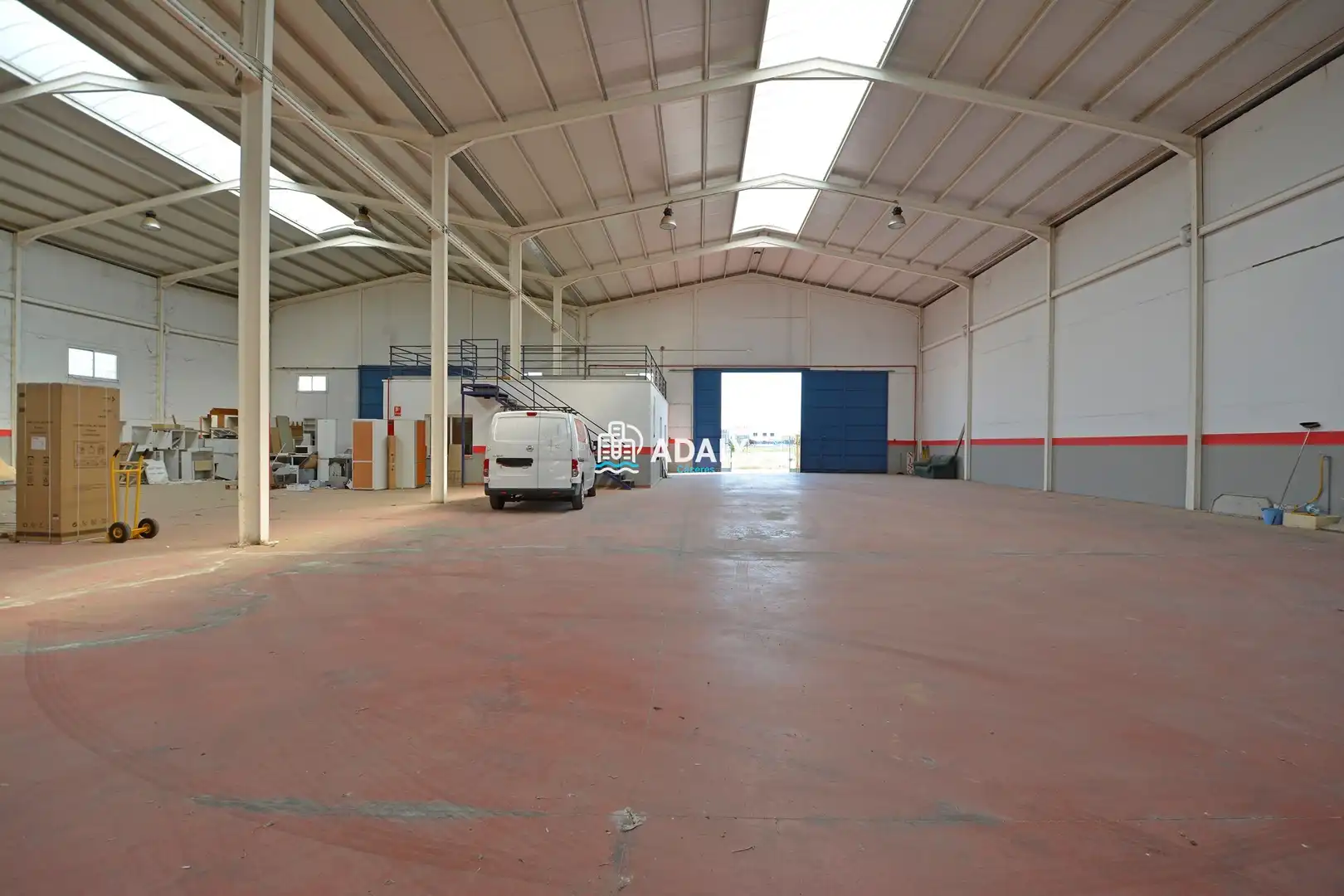 Nave industrial en venta en Arroyo de la Luz