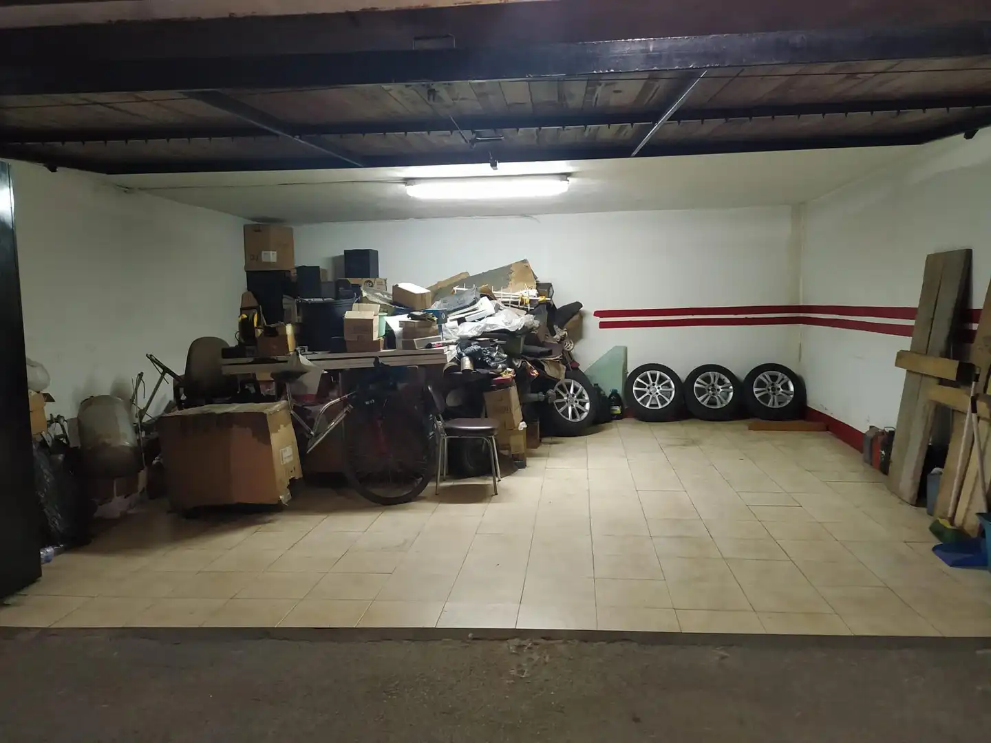 Parking de Dúplex en venta en Ponferrada con Calefacción, Parquet y Trastero