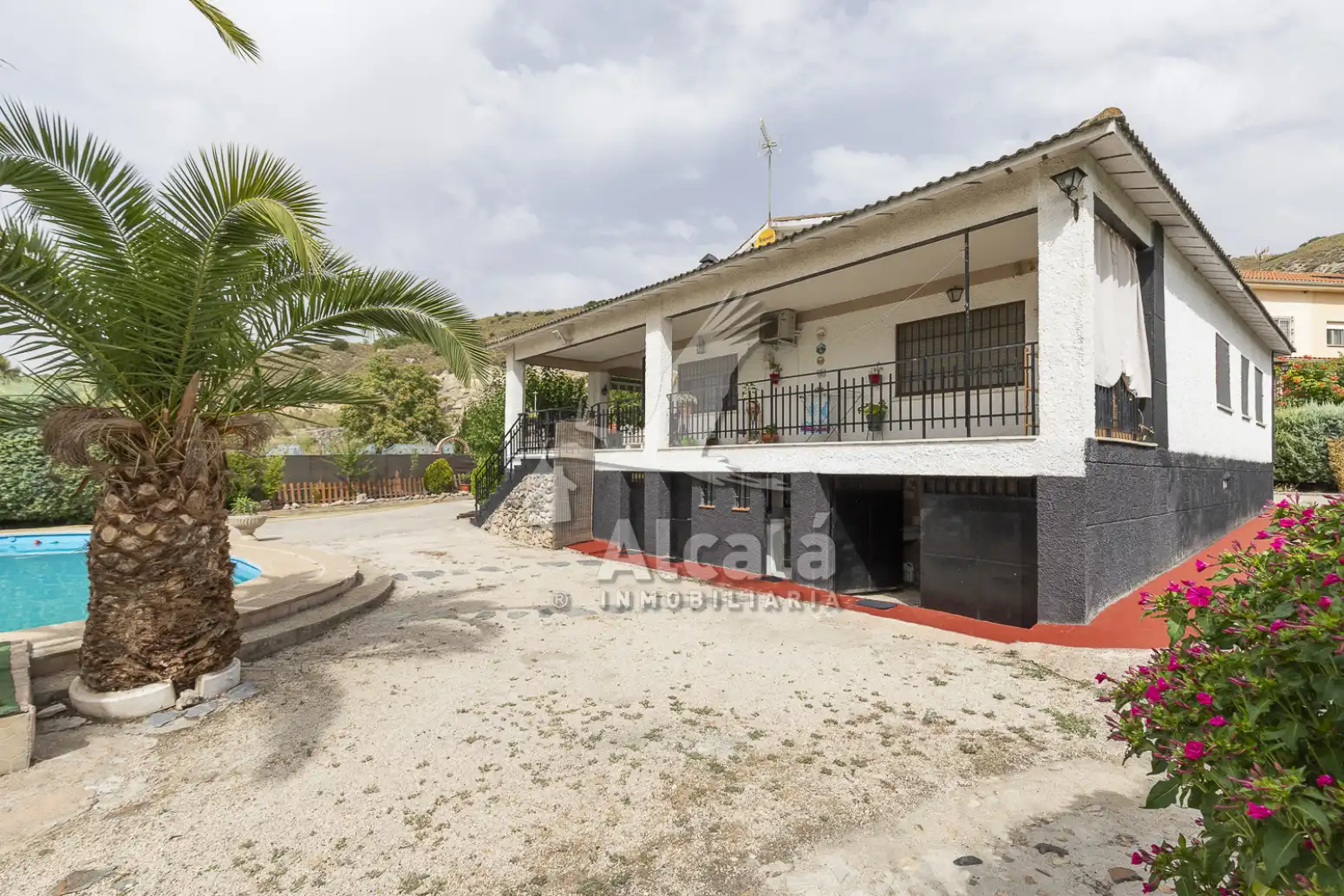 Vista exterior de Casa o chalet en venta en Tielmes con Aire acondicionado, Calefacción y Jardín privado