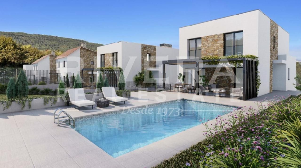 Vista exterior de Casa o xalet en venda en Gondomar amb Calefacció, Jardí privat i Terrassa