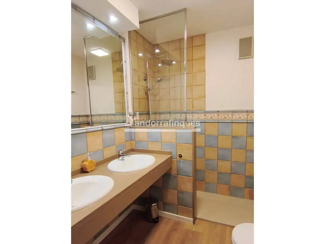 Baño de Apartamento en venta en Montferrer i Castellbò con Aire acondicionado, Terraza y Trastero