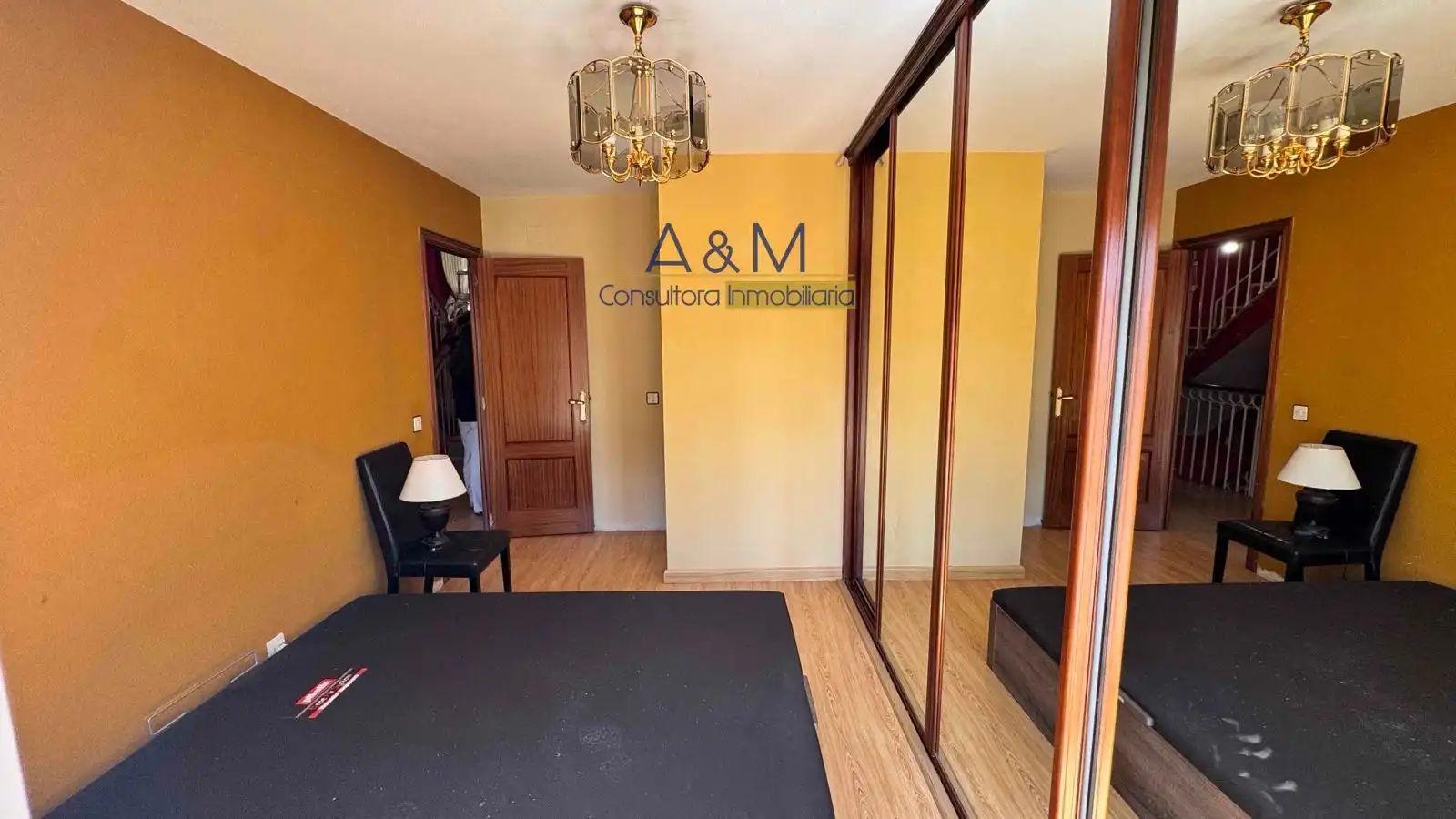 Habitación de Casa adosada en venta en Cistérniga con Calefacción, Jardín privado y Terraza